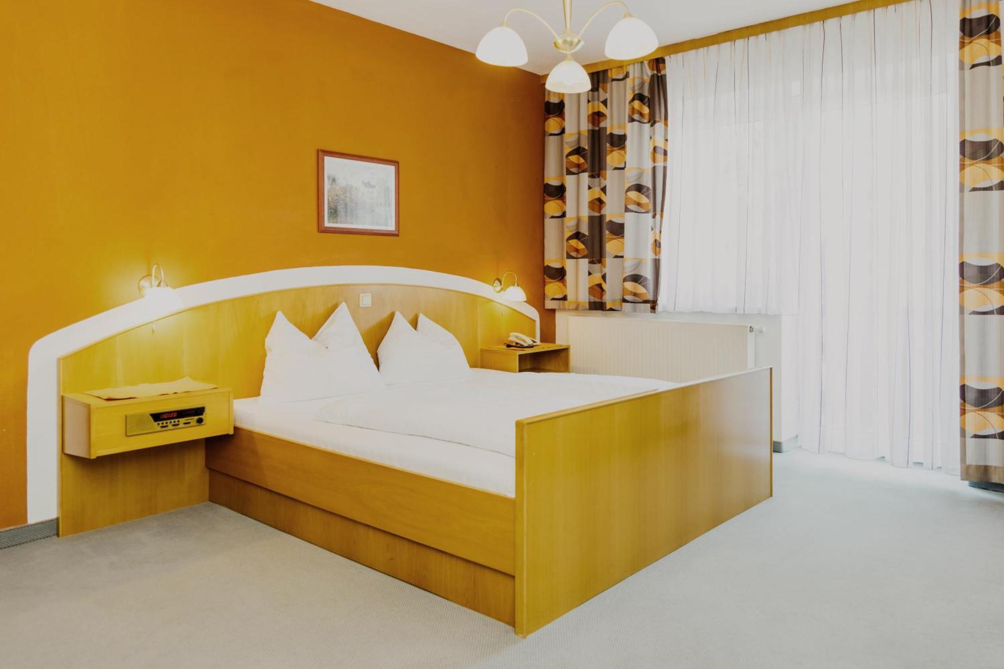 B&B Number 1 Fürstenfeld Kültér fotó