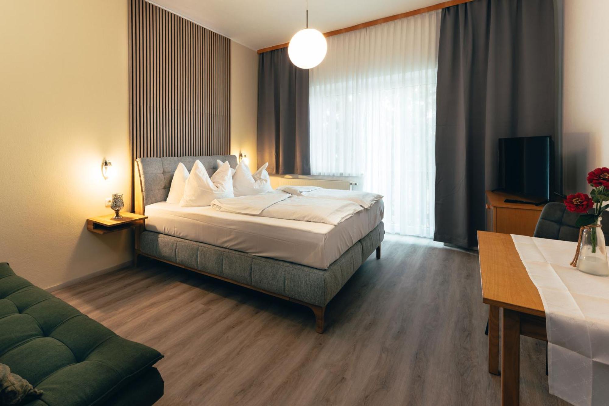 B&B Number 1 Fürstenfeld Kültér fotó